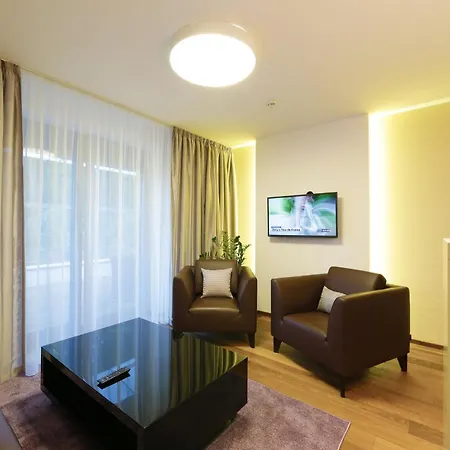 Domasa Zelena Laguna Hotel