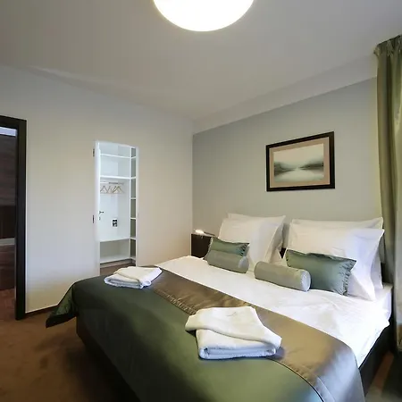 Domasa Zelena Laguna 4*