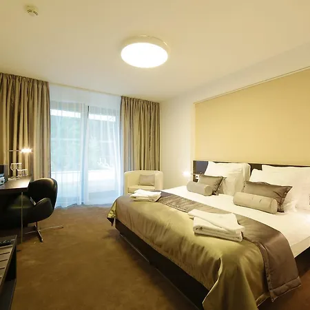 Hotel Domasa Zelena Laguna 4*